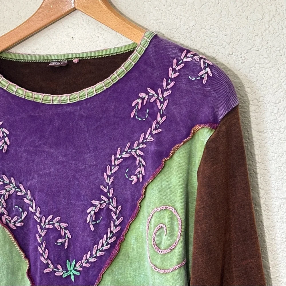 KPC Nepal Cotton embroidered patchwork peace long sleeved shirt. Women’s L - Picture 3 of 8